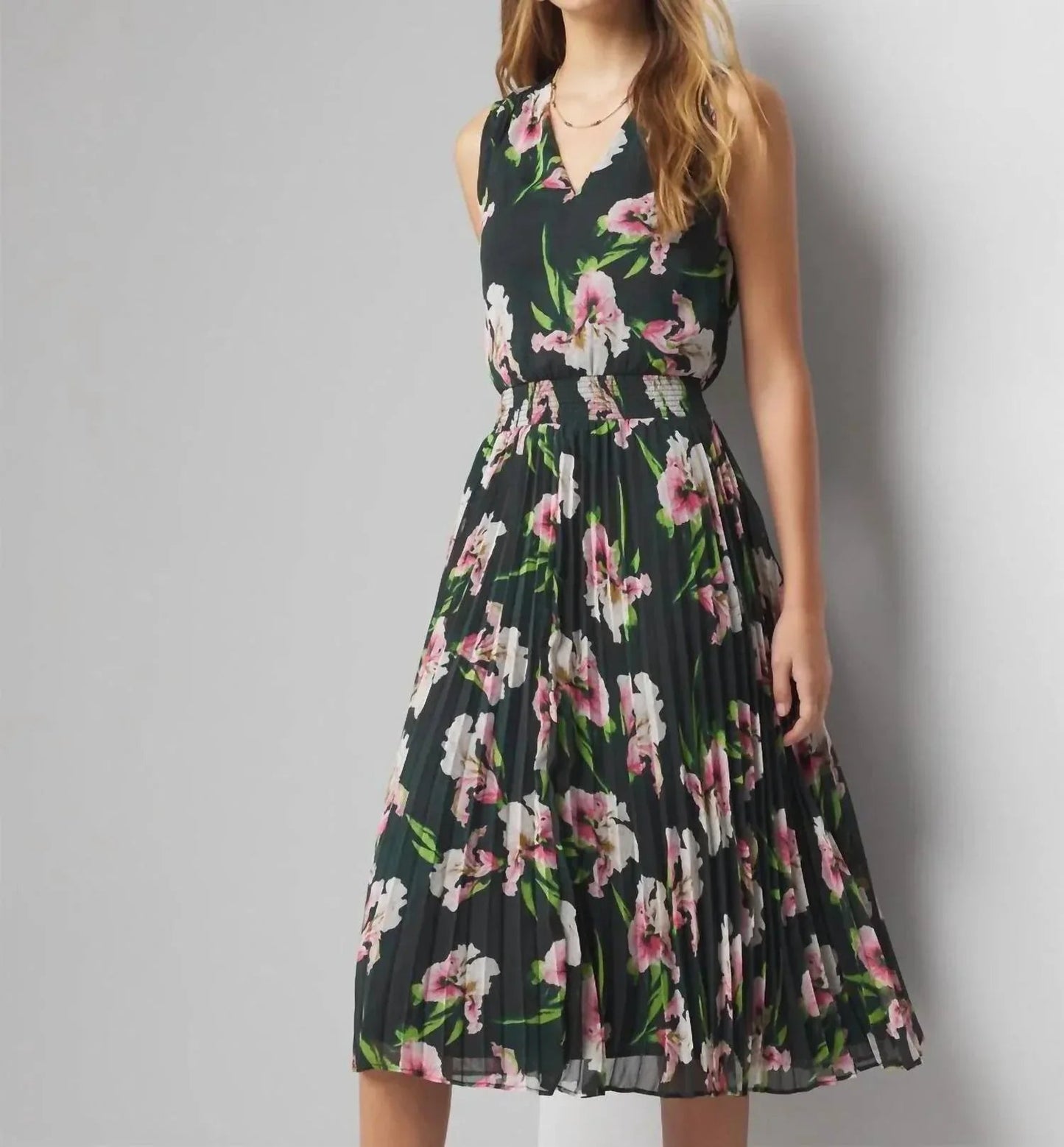 Sleeveless V-neck Smocked Midi Dress