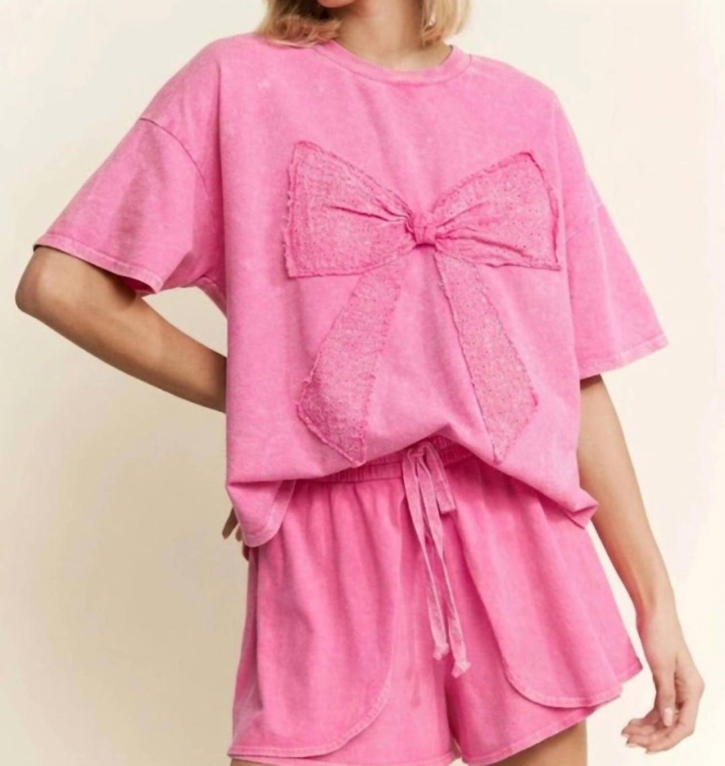 Leichte Shorts mit Mineralwaschung