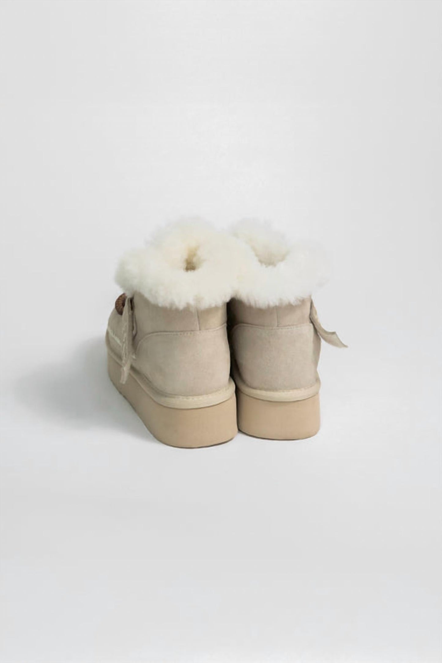 Damen-Alpenstiefel aus Veloursleder und Lammfell