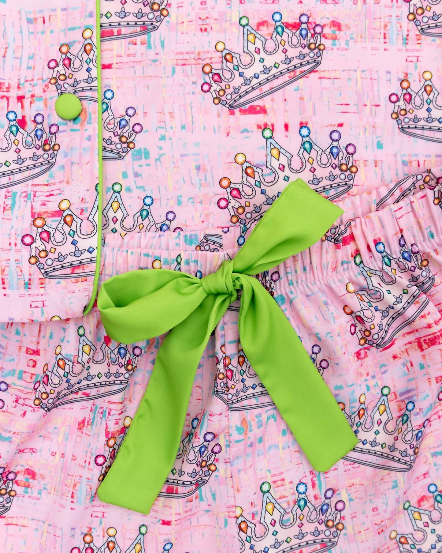 Mädchen Pyjama-Set aus seidigen Shorts