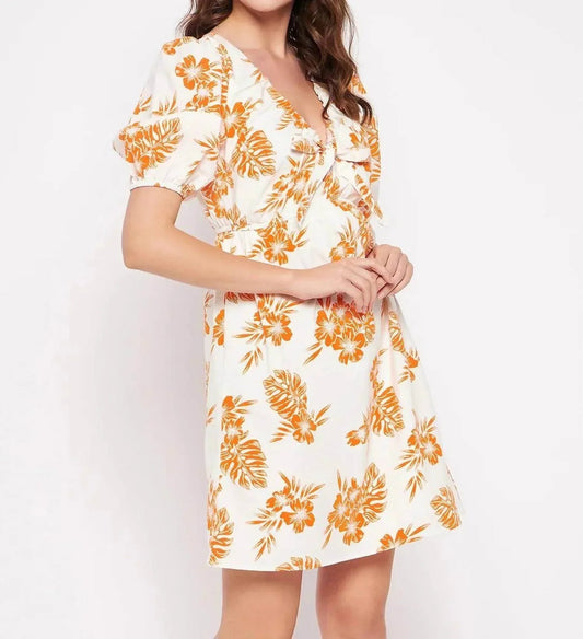Sonnenbeschienenes Mini-Kleid mit Efeu-Print