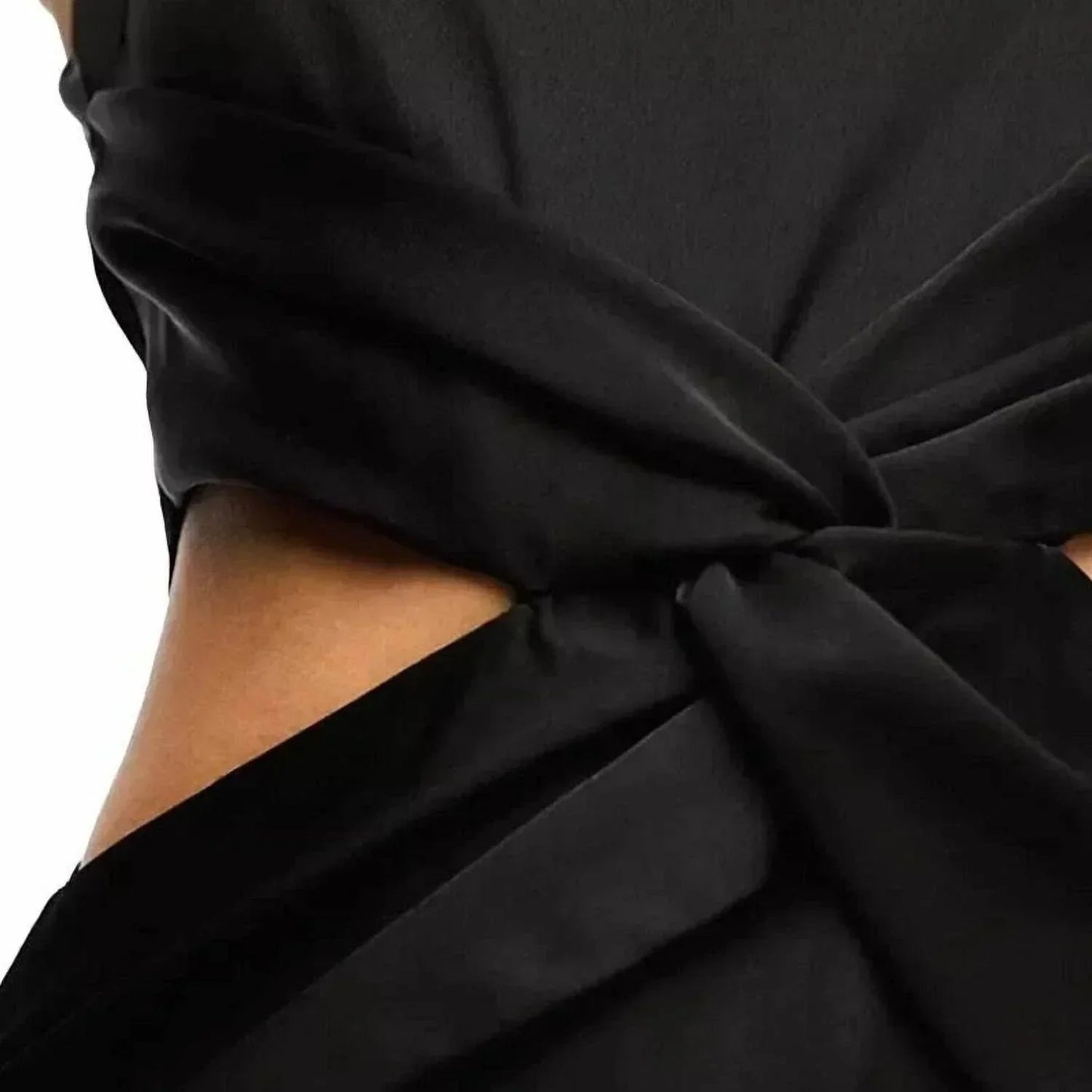 Maxikleid mit tiefem Rückenausschnitt