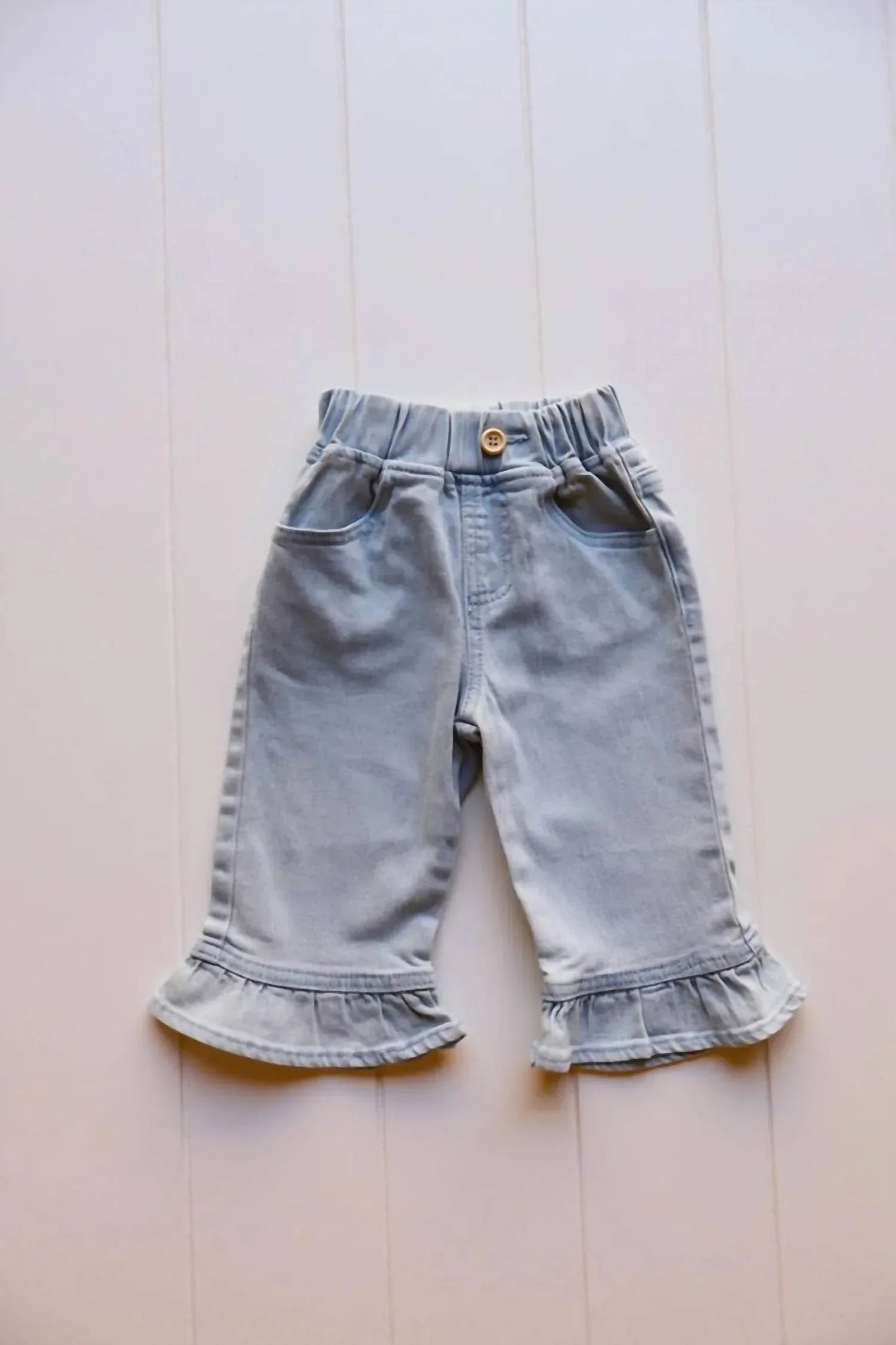 Mädchen Jeanshose mit Schlag und Rüschen