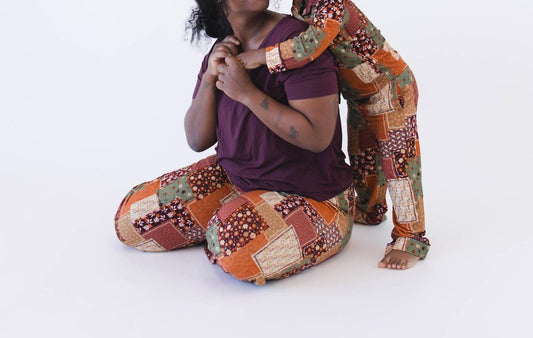 Women's Short Sleeve Top And Jogger Pants Set