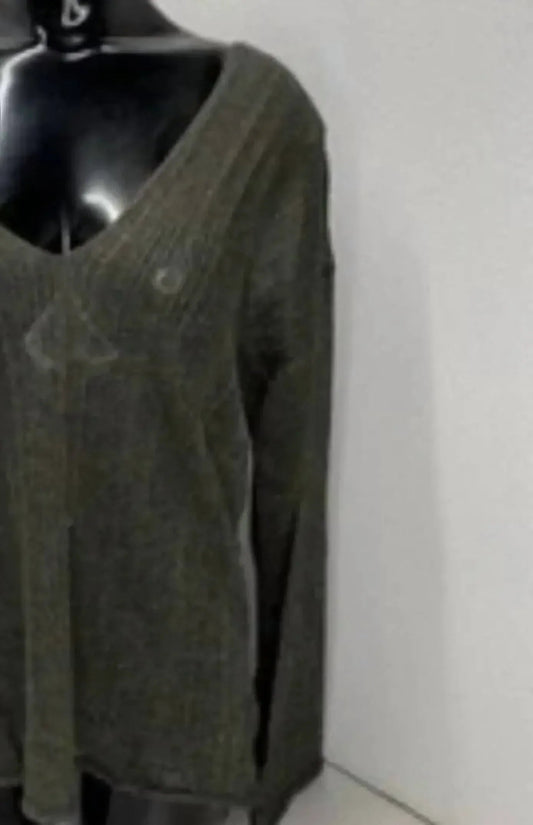 Women's Shimmering V-neck Knit Top