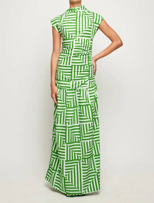 Ärmelloses Maxikleid mit hohem Kragen