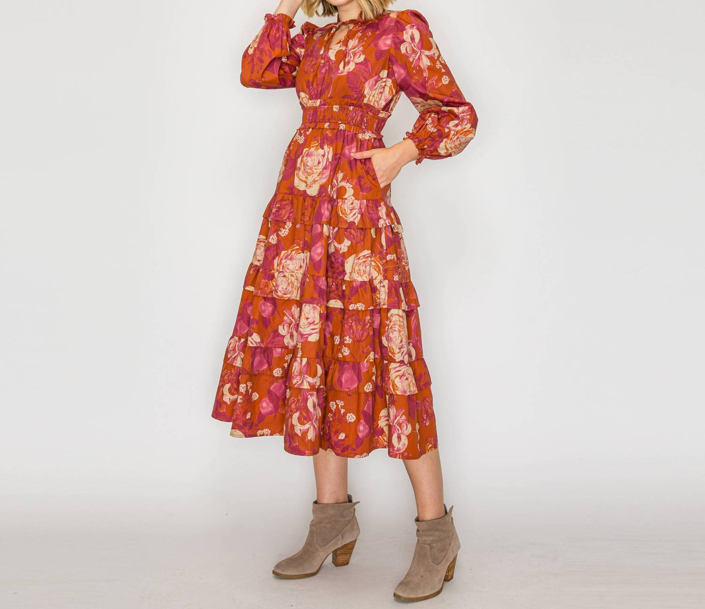 Rustikales Midikleid mit Rosenprint
