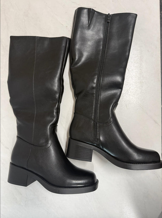 Women's Round Toe Boots