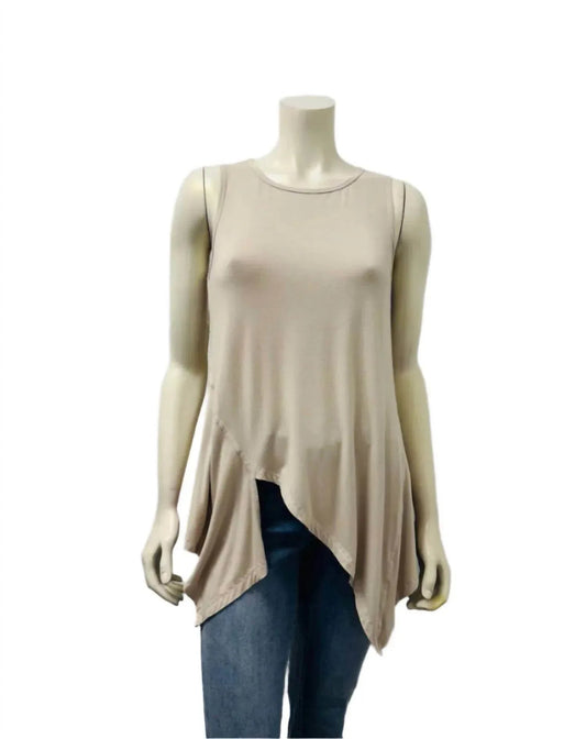 Women's Pointed Side Hems Top
