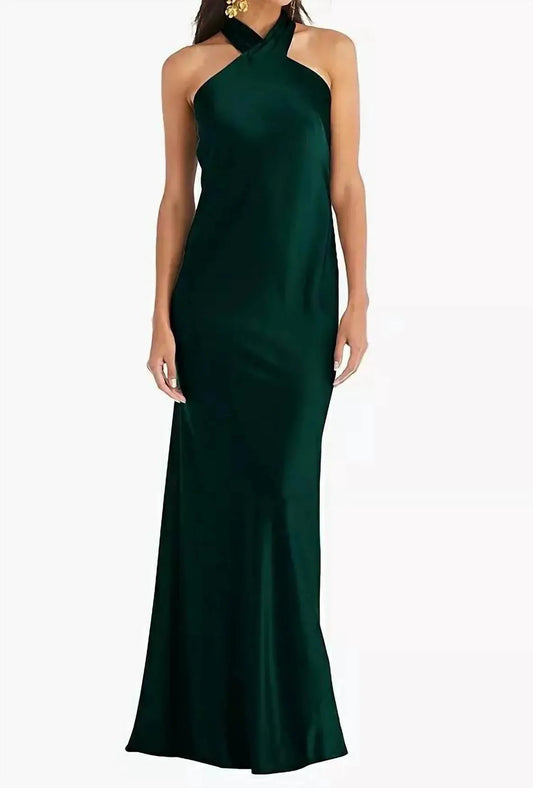 Maxikleid aus luxuriösem Charmeuse mit gedrehtem Neckholder
