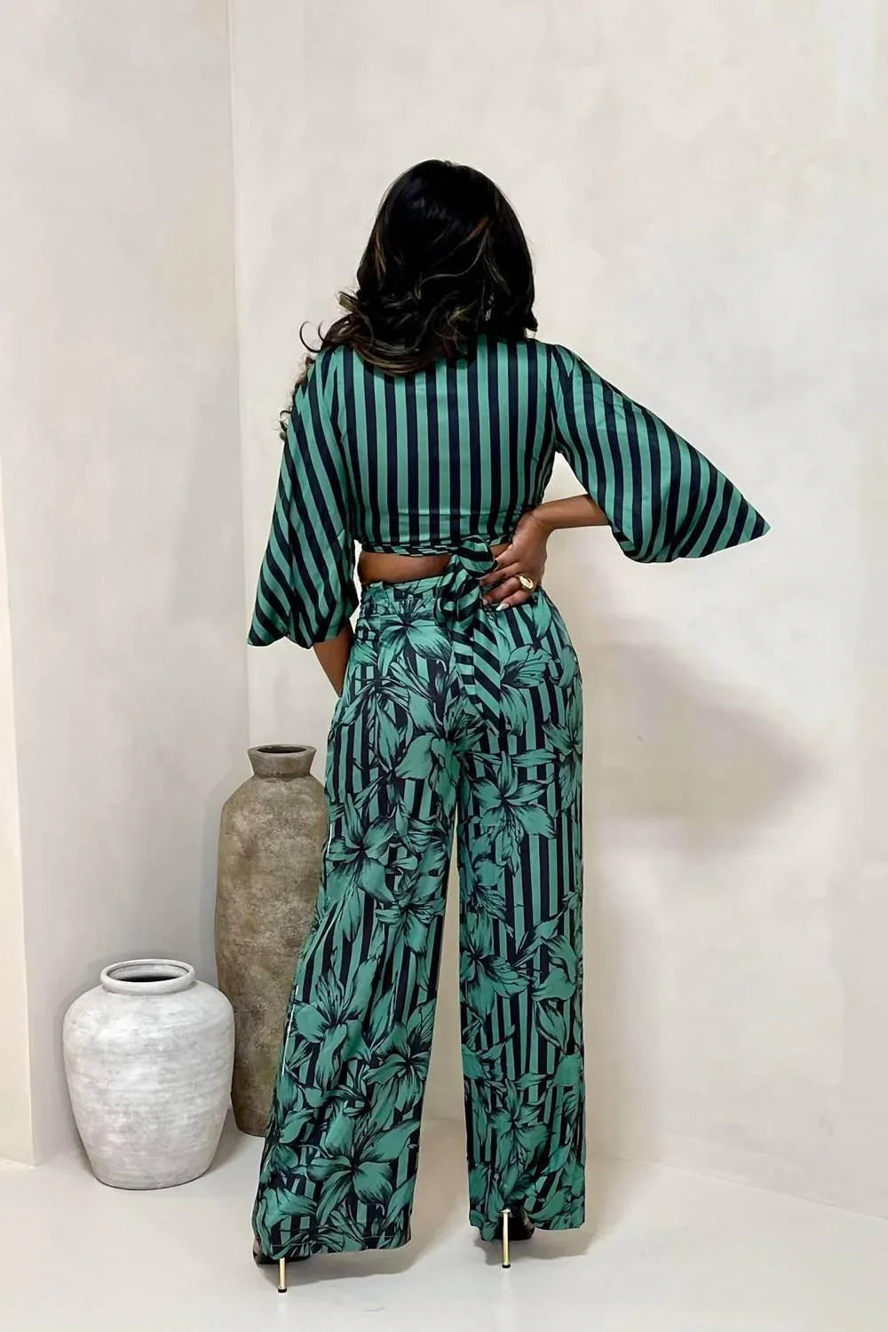 Lovely One Satin-Streifen-Hosen-Set