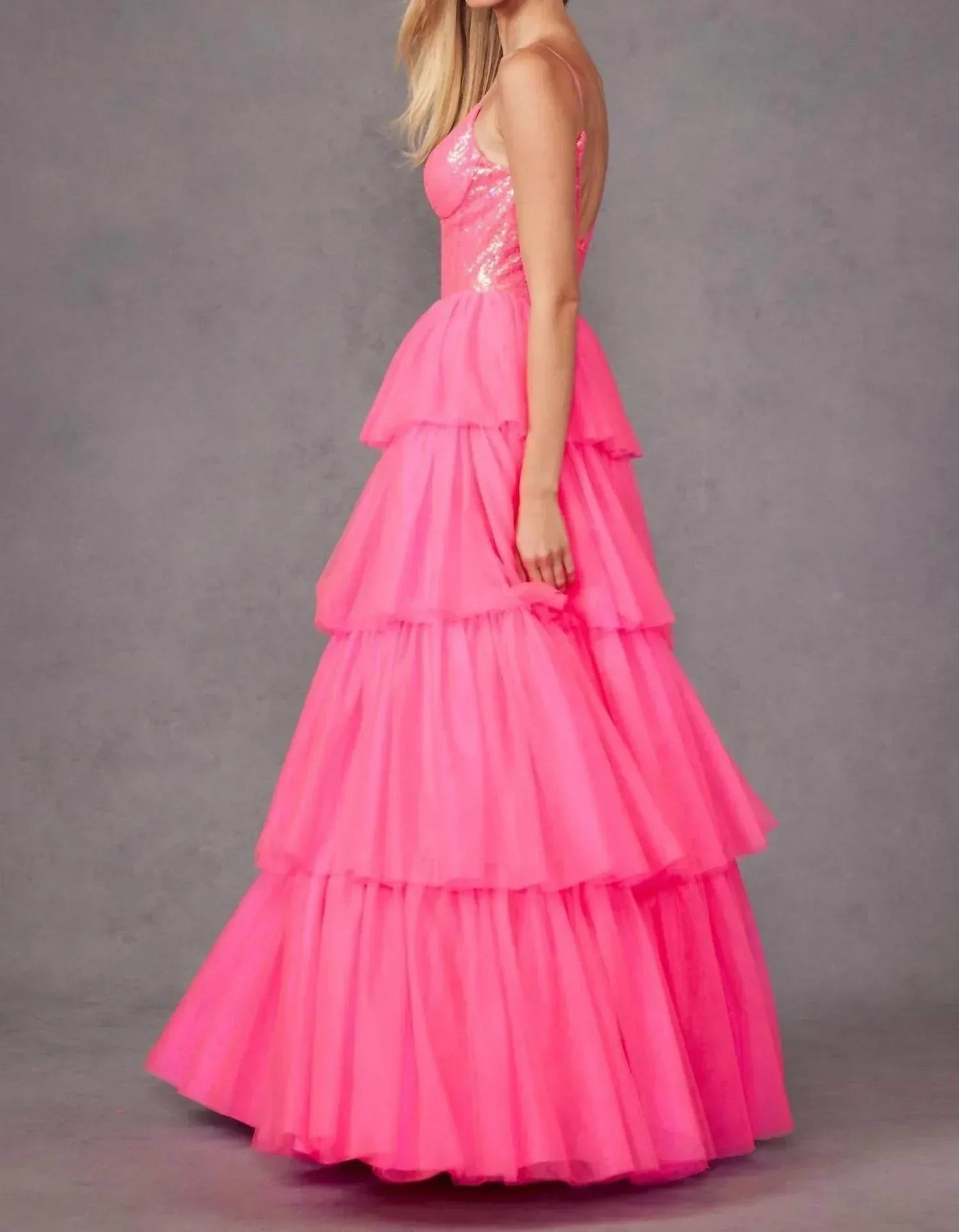 Ärmelloses A-Linien-Volant-Ballkleid