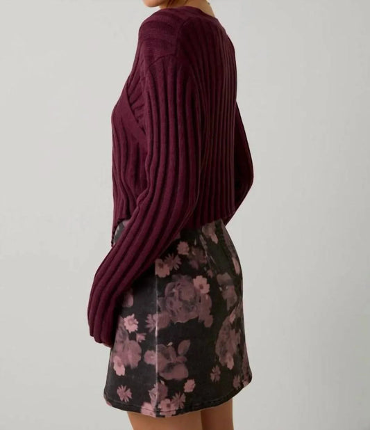 Verdrehtes Pullover-Top