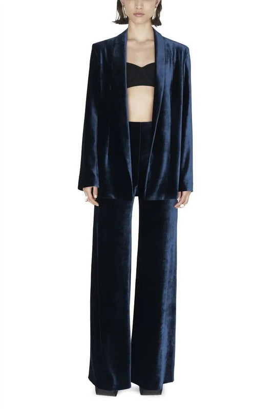 Julianne Blazer