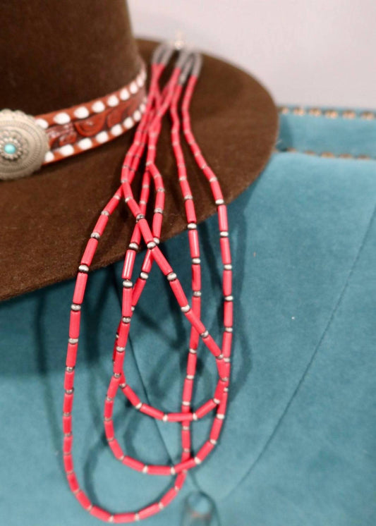 Women's Dusty Necklace
