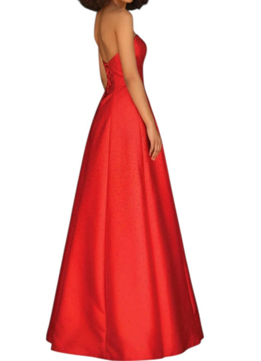 Trägerloses Maxi-Kleid mit ausladendem Rock
