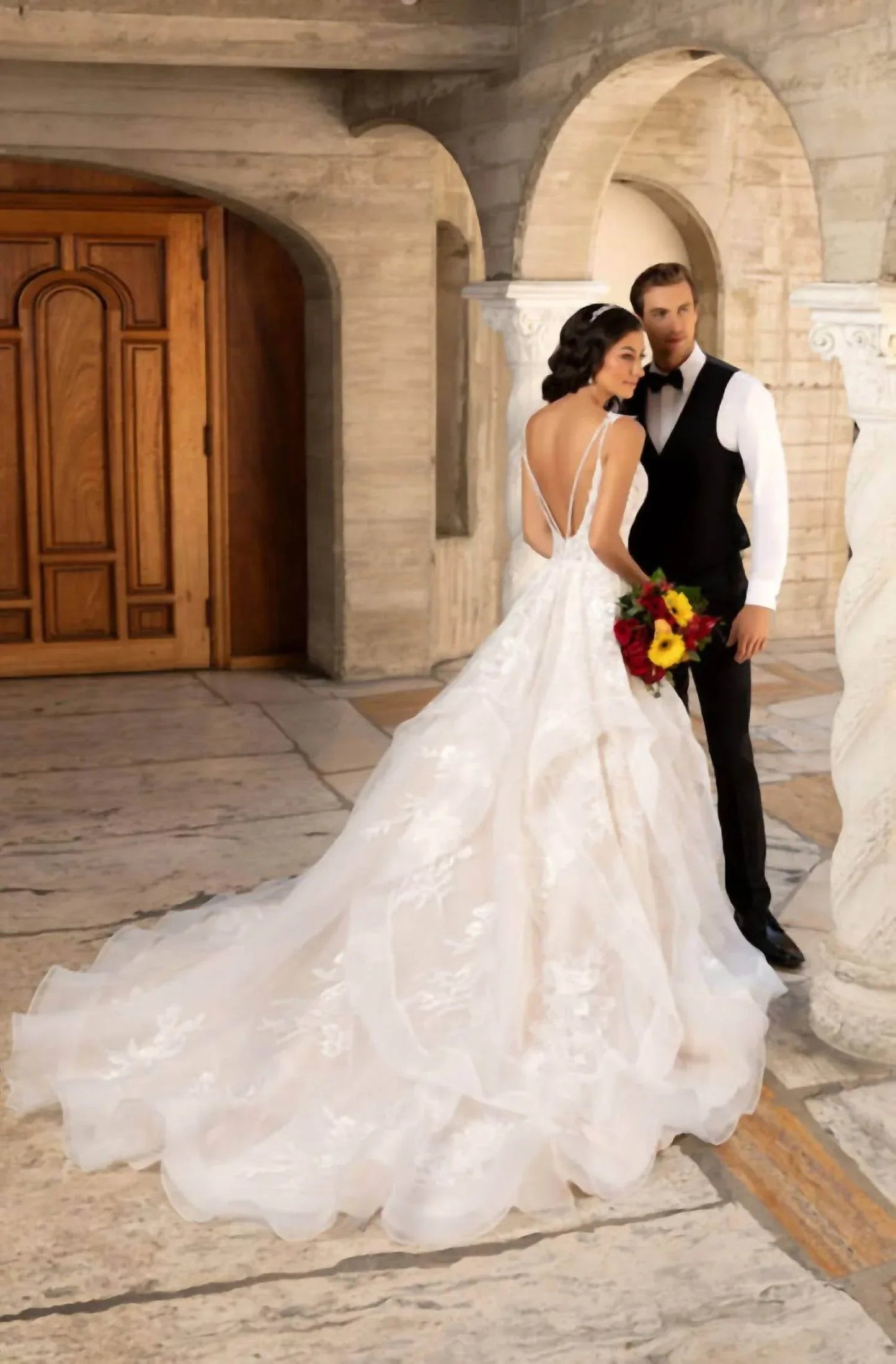 Tara V-Ausschnitt Ballkleid