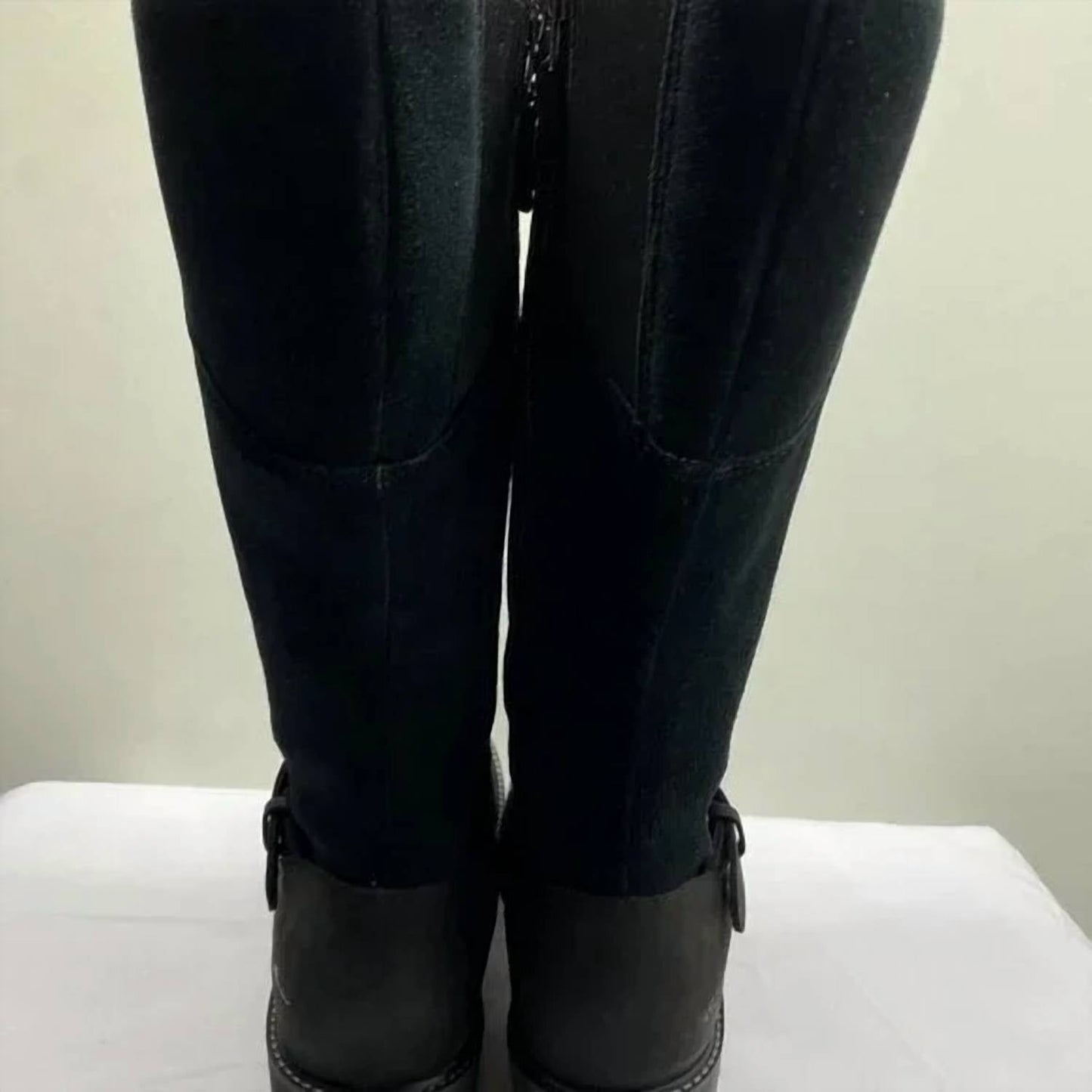 Damen-Knöchelstiefel Magnolia mit seitlichem Reißverschluss und Schnalle
