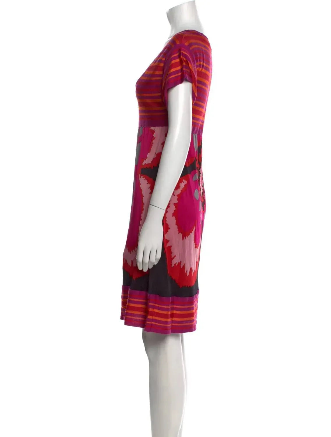 Geblümtes gestreiftes Strick-Jersey-Minikleid