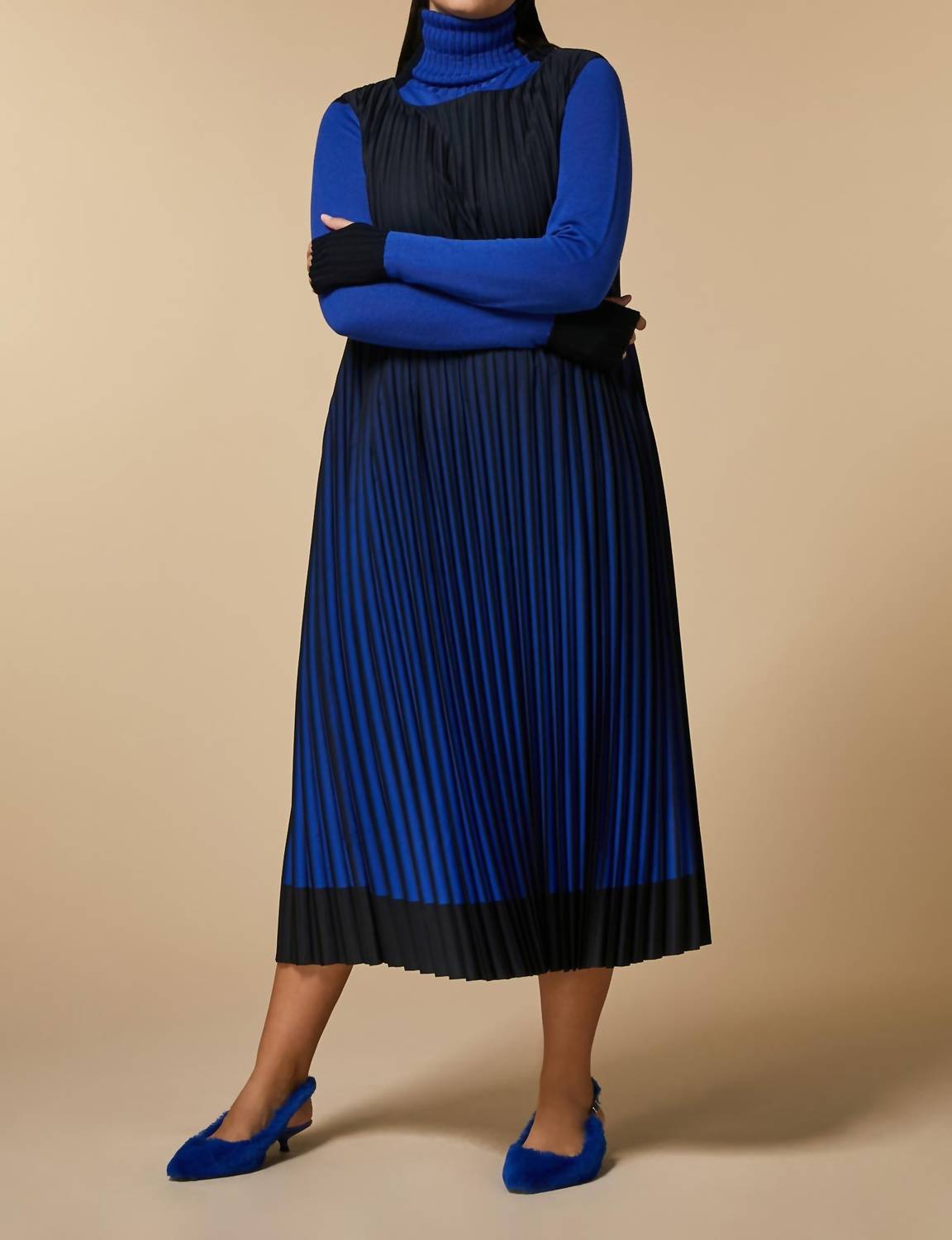 Danzare Plissiertes Crêpe Maxi-Trägerkleid