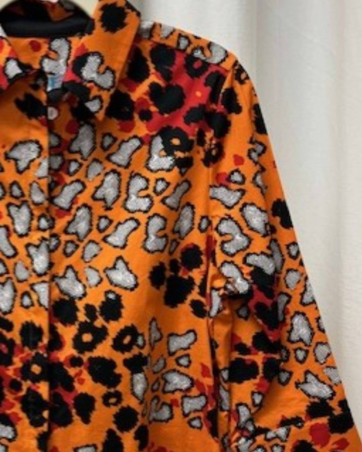 Damen-Shirt mit 3/4-Ärmeln und schmaler Passform