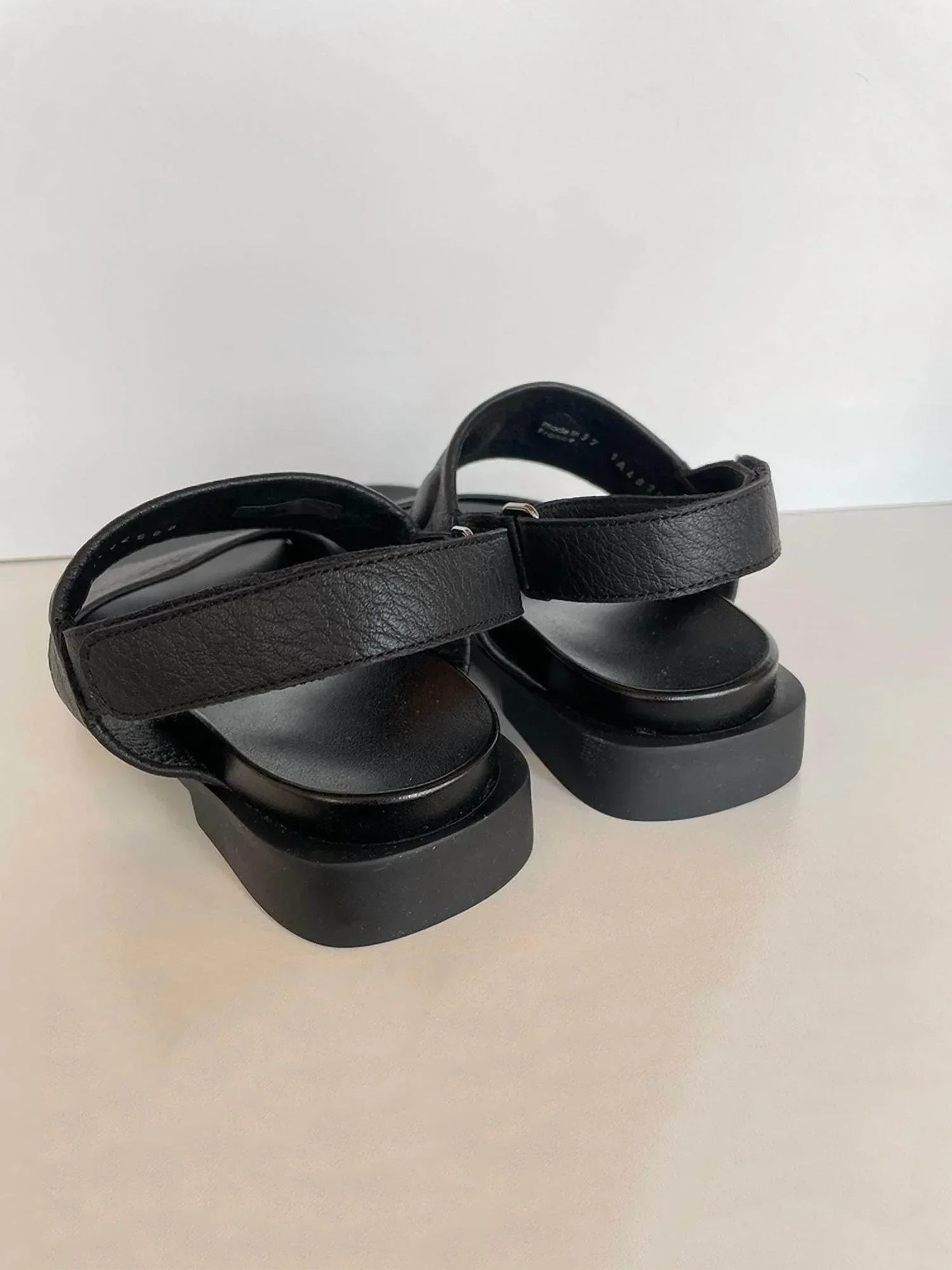 Women's Makbow Sandal