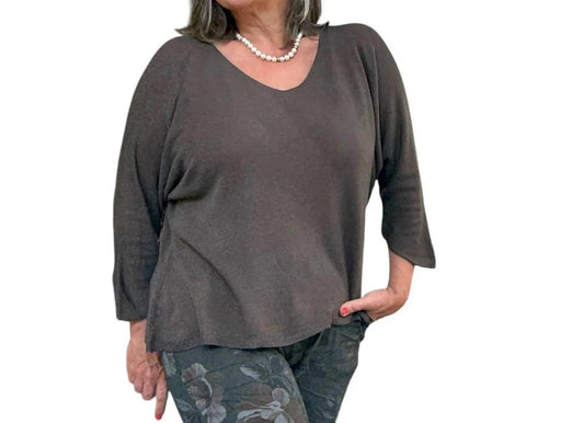 Women's Fine Knit Bat Sleeve Sweater
