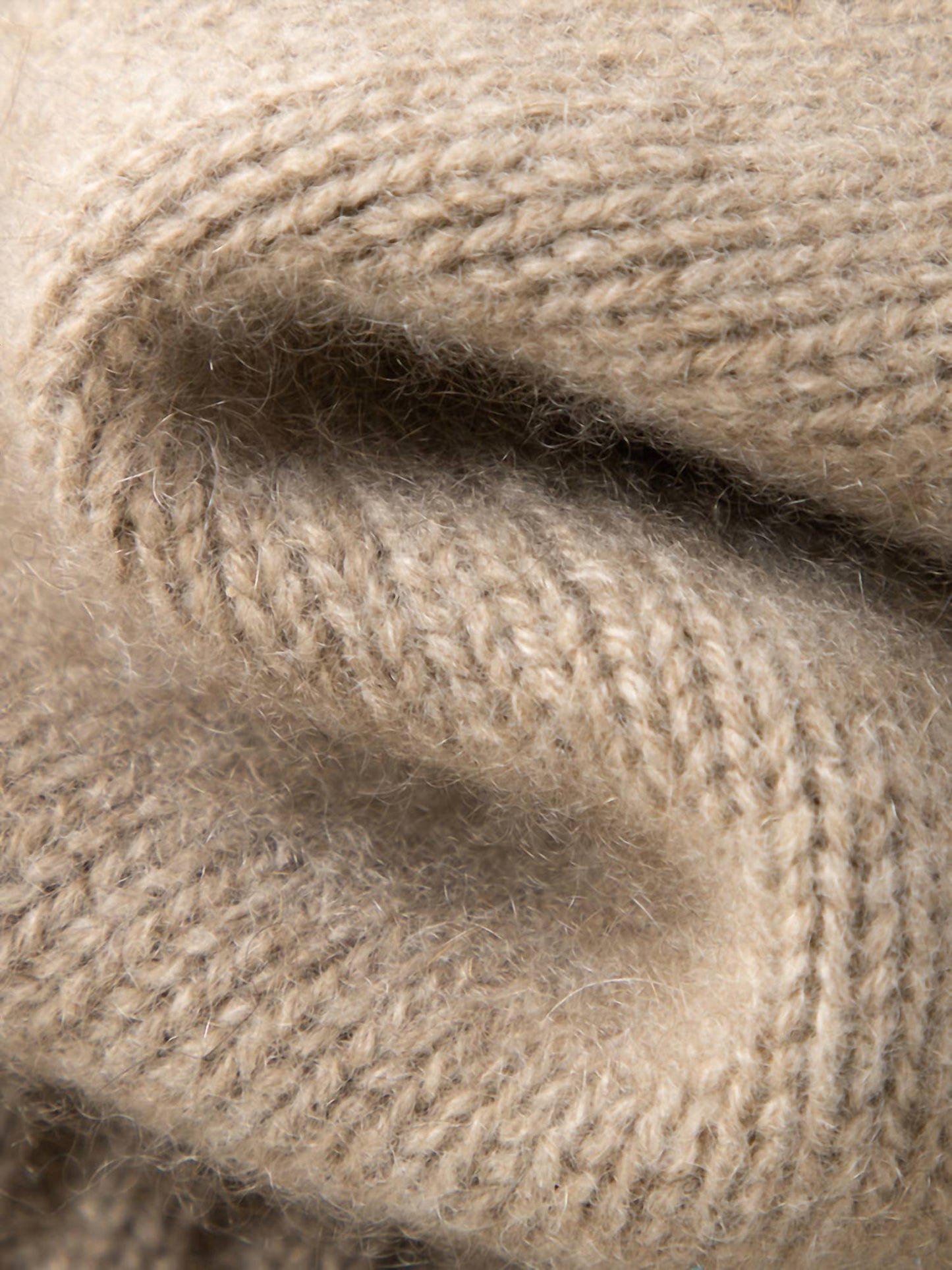 Rollkragenpullover aus Kaschmir mit lockerer Passform