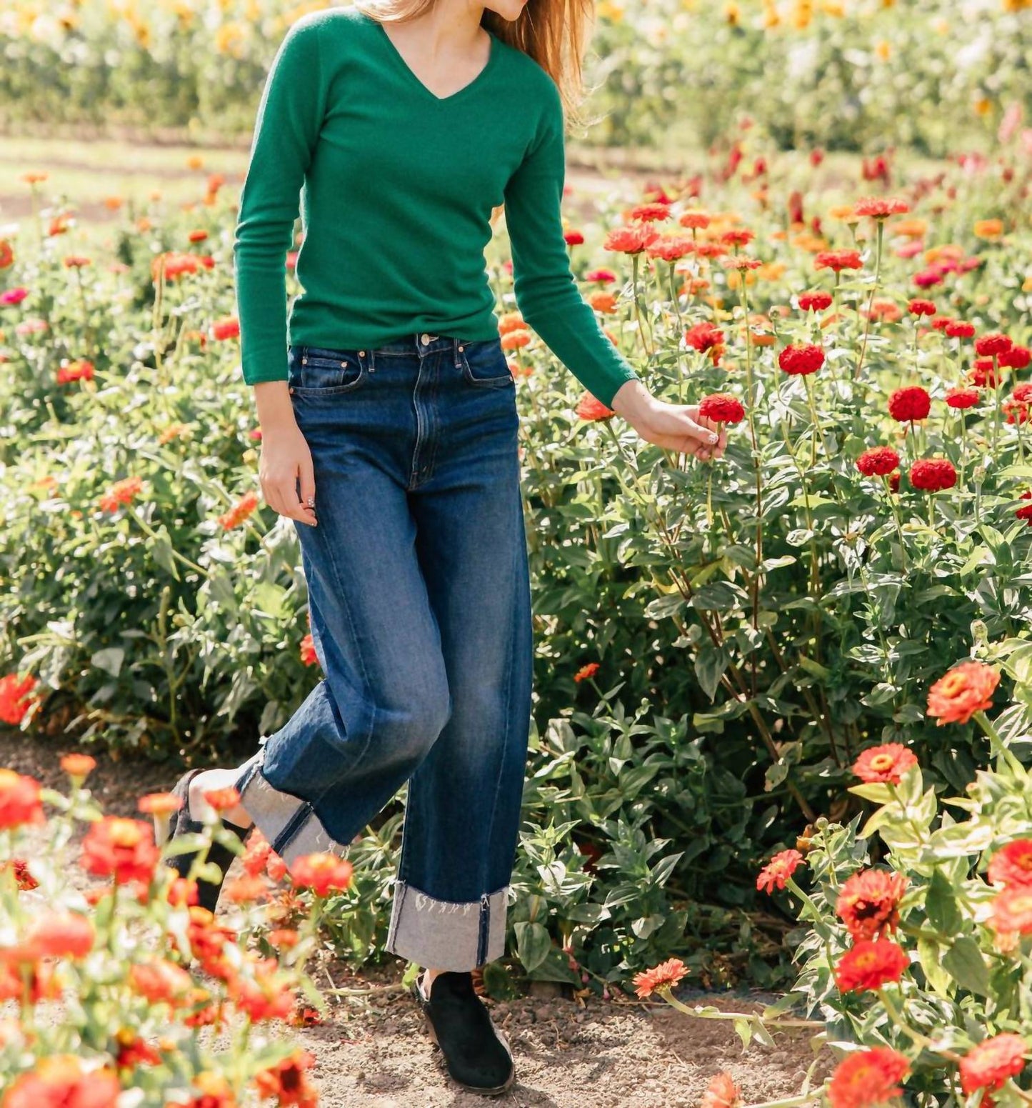 Olivia Kaschmir Pullover mit V-Ausschnitt und schmaler Passform