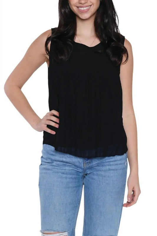 Chloe Scoop Neck Sleeveless Tank