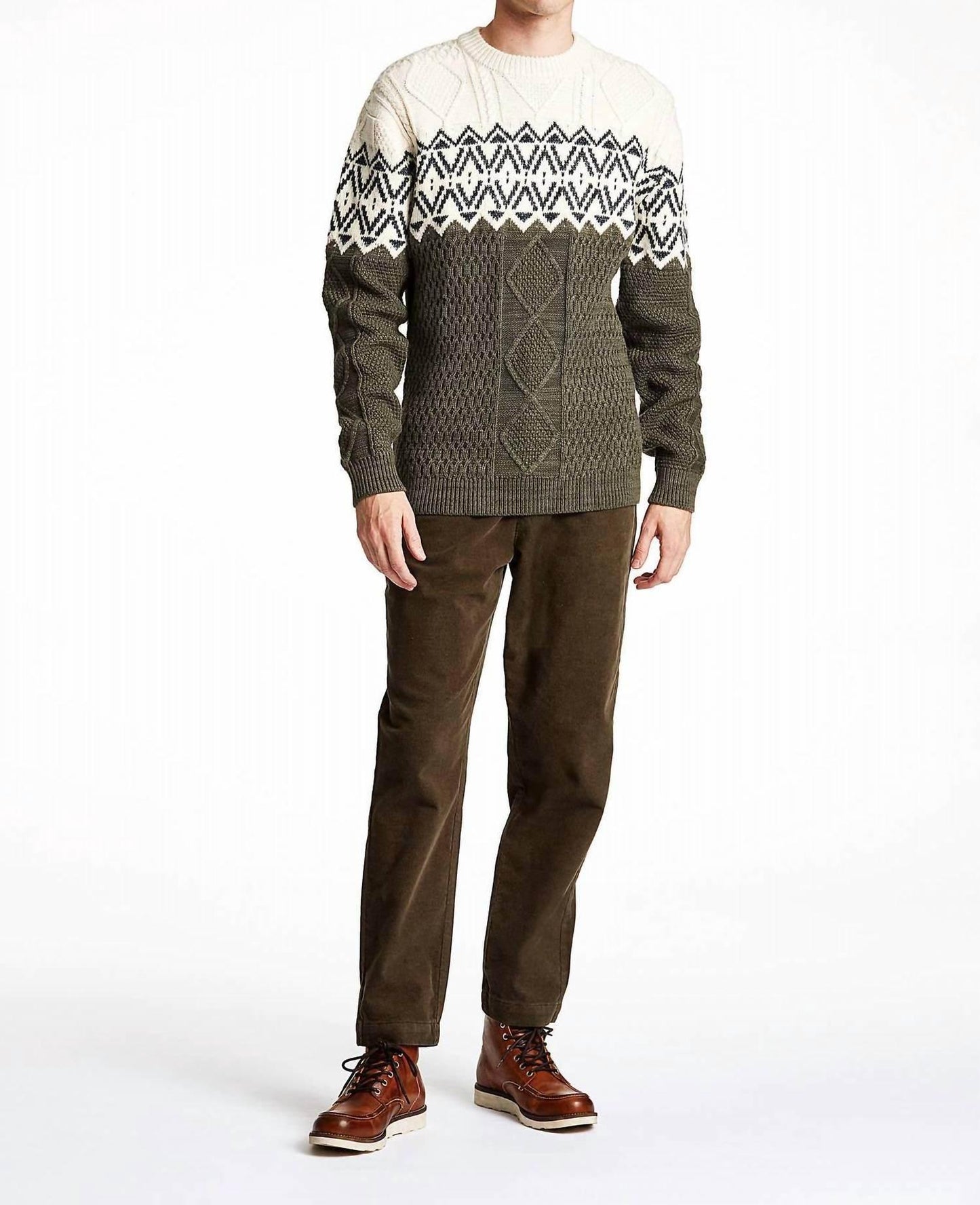 Zweifarbiger Zopfstrickpullover mit Eiergarn
