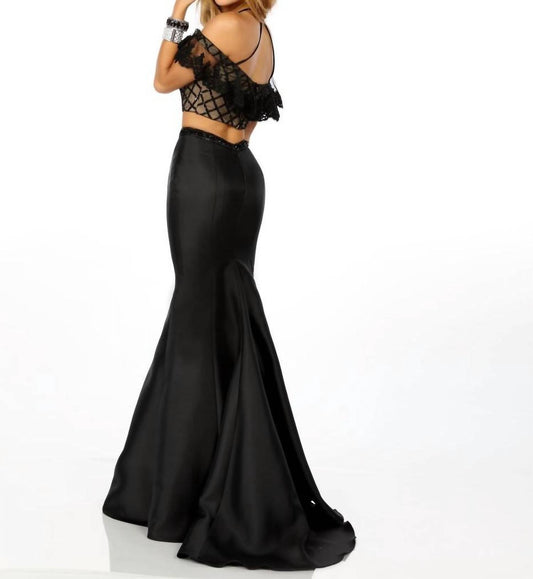 Elegantes zweiteiliges Ballkleid