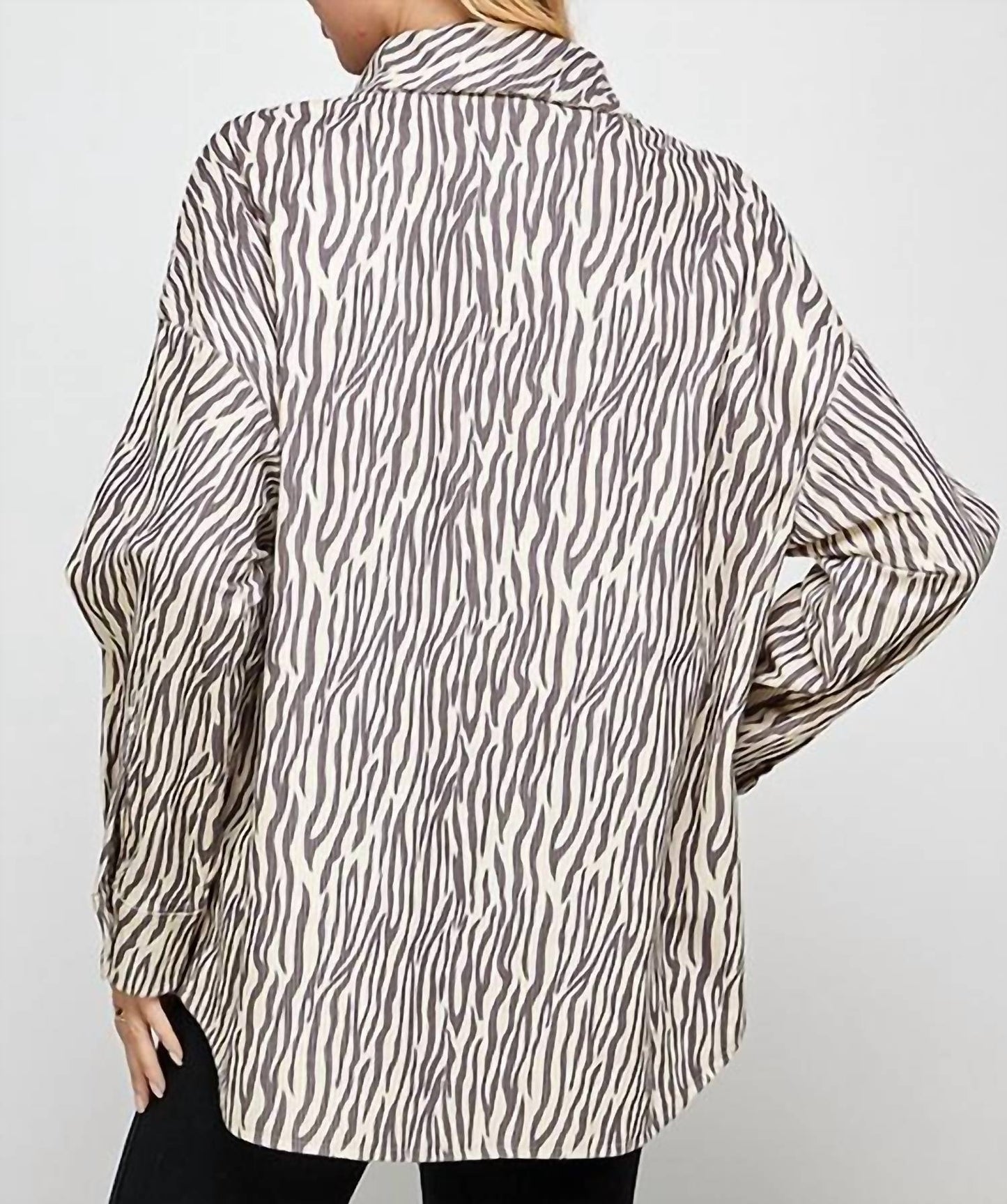 Cordjacke mit Tiermuster