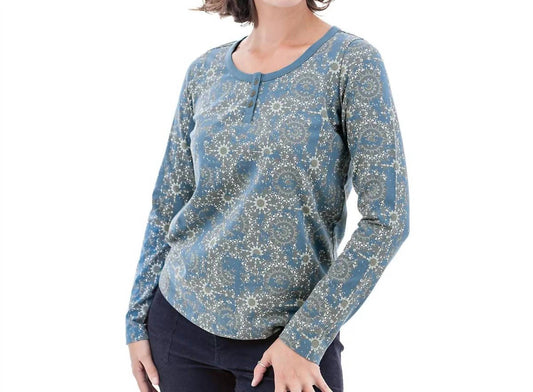 Women's Skyla Henley Top