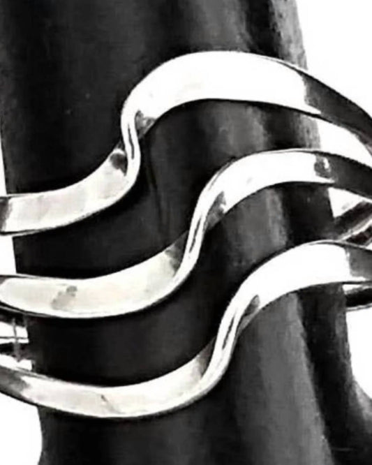 Women's Triple Wave Ring