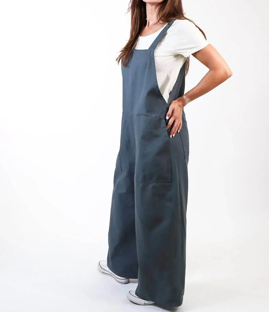 Teak Lola Latzhose mit weitem Bein