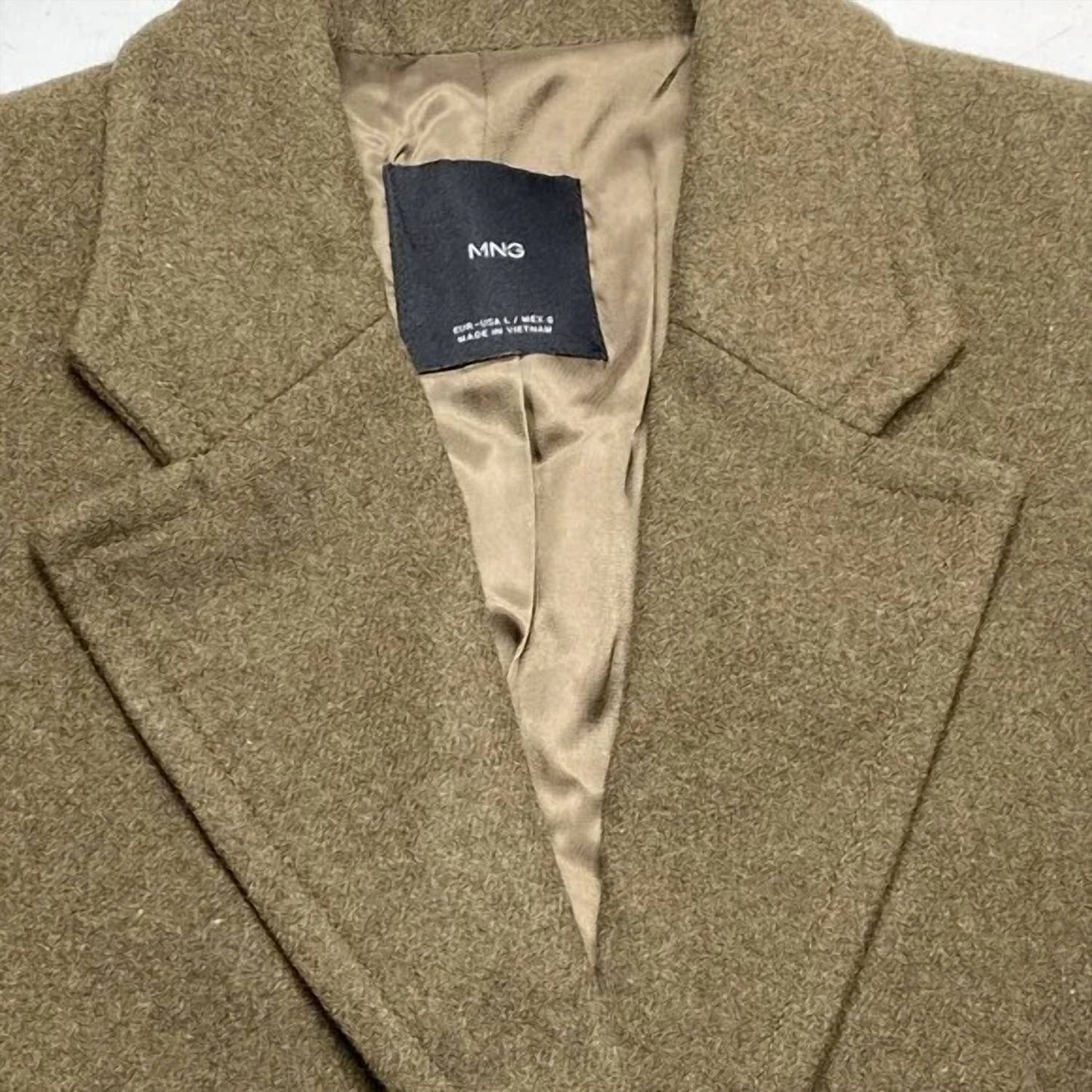 Damenblazer mit Reverskragen und 2 Knöpfen