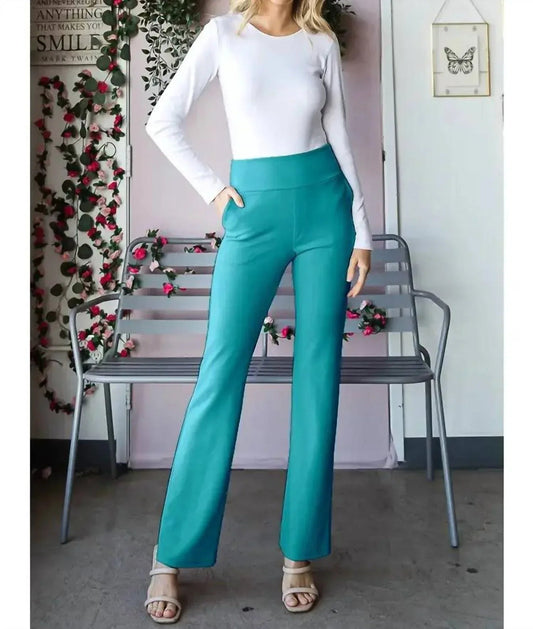 High-Waist-Schlaghose aus Stretchmaterial
