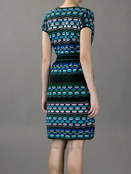 Baumwollkleid mit V-Ausschnitt