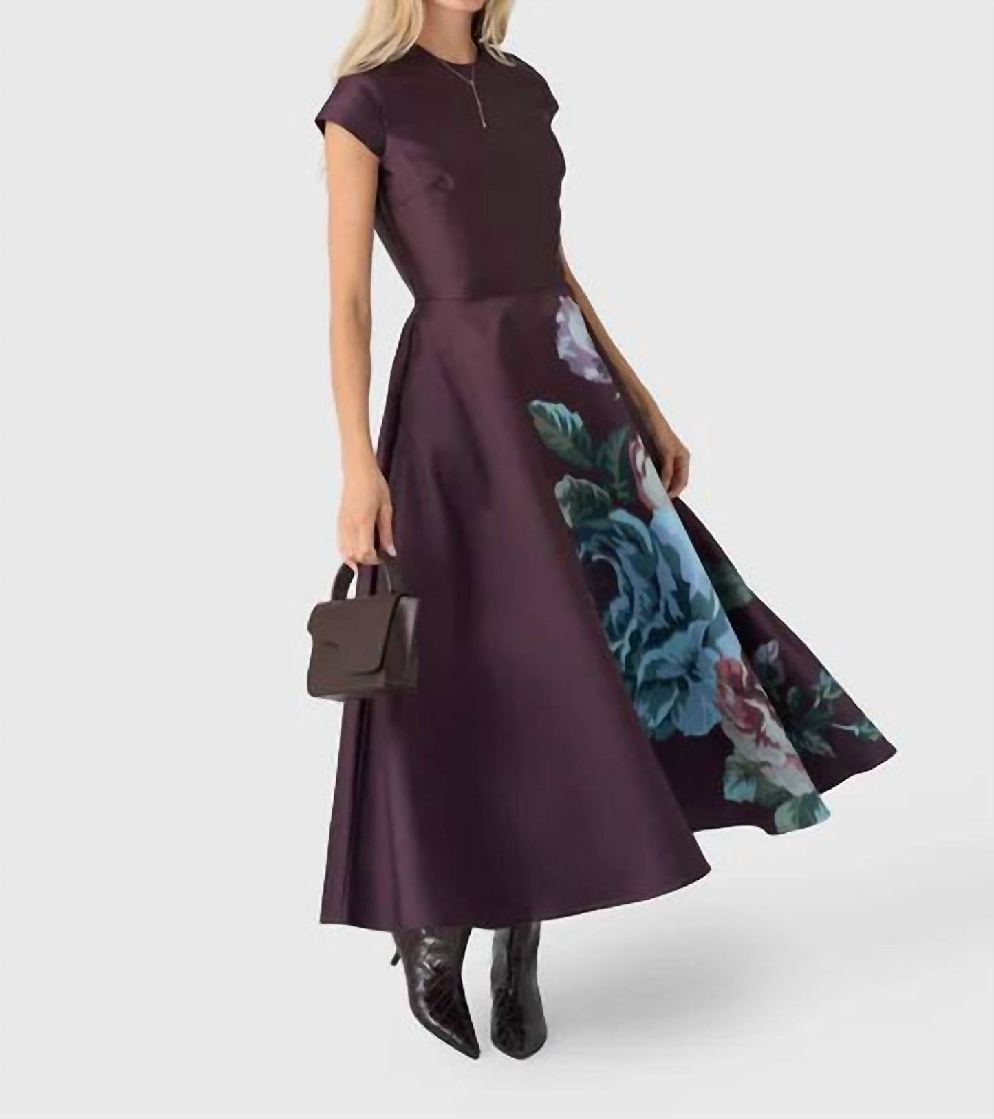 Blumenbedrucktes Kleid mit Kappenärmeln