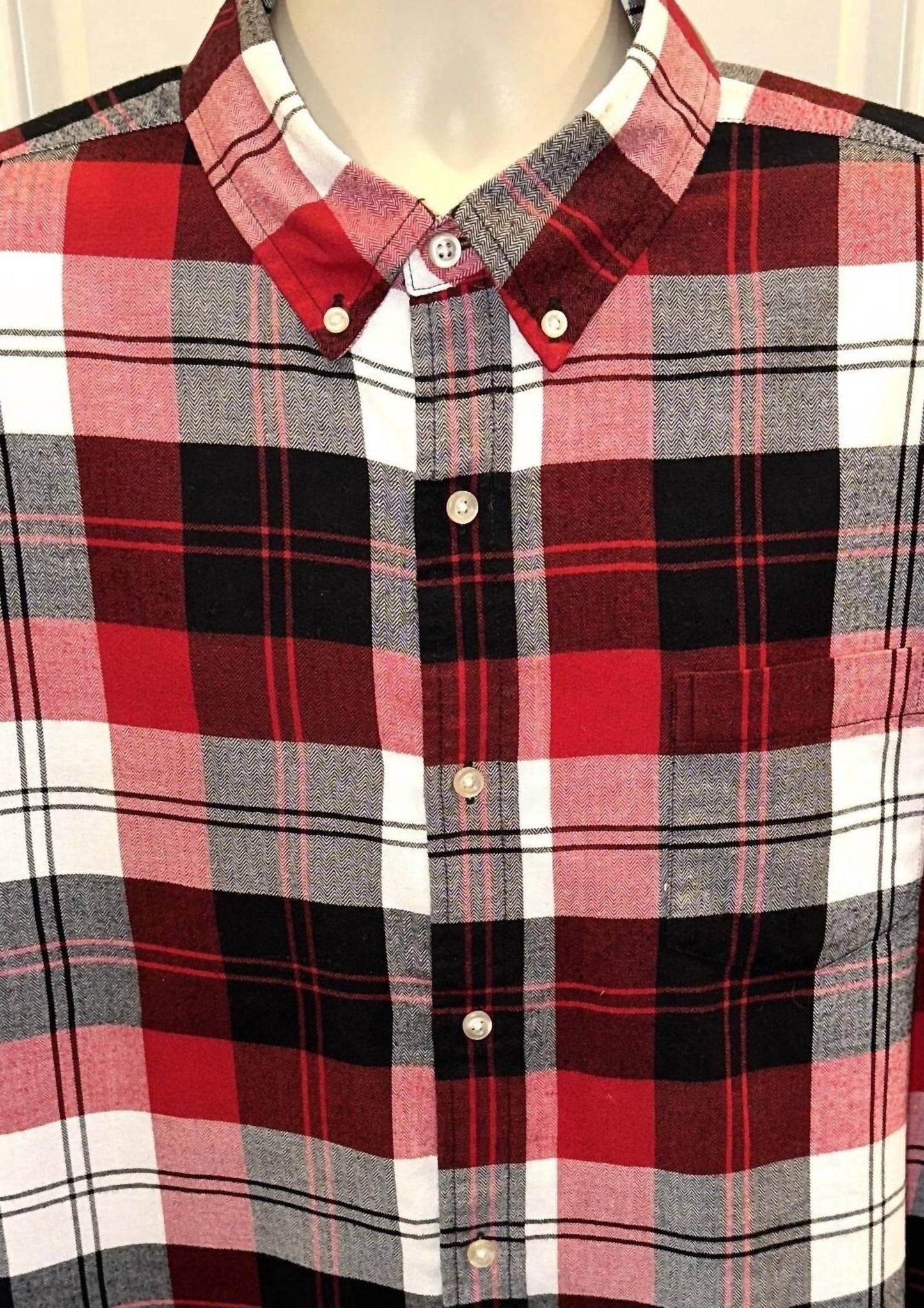 Men's Lead Table Sweater