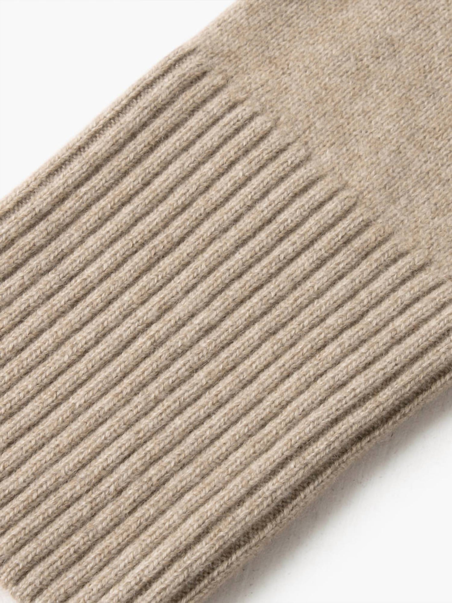 Rollkragenpullover aus Kaschmir mit lockerer Passform