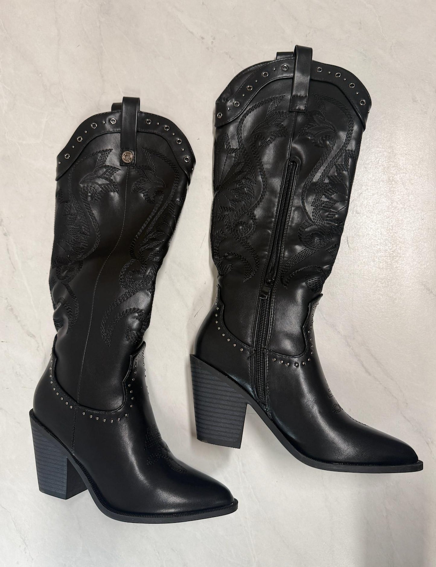 Cowgirl-Stiefel für Damen mit Nieten