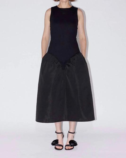 Sportliches Peplum-Kleid