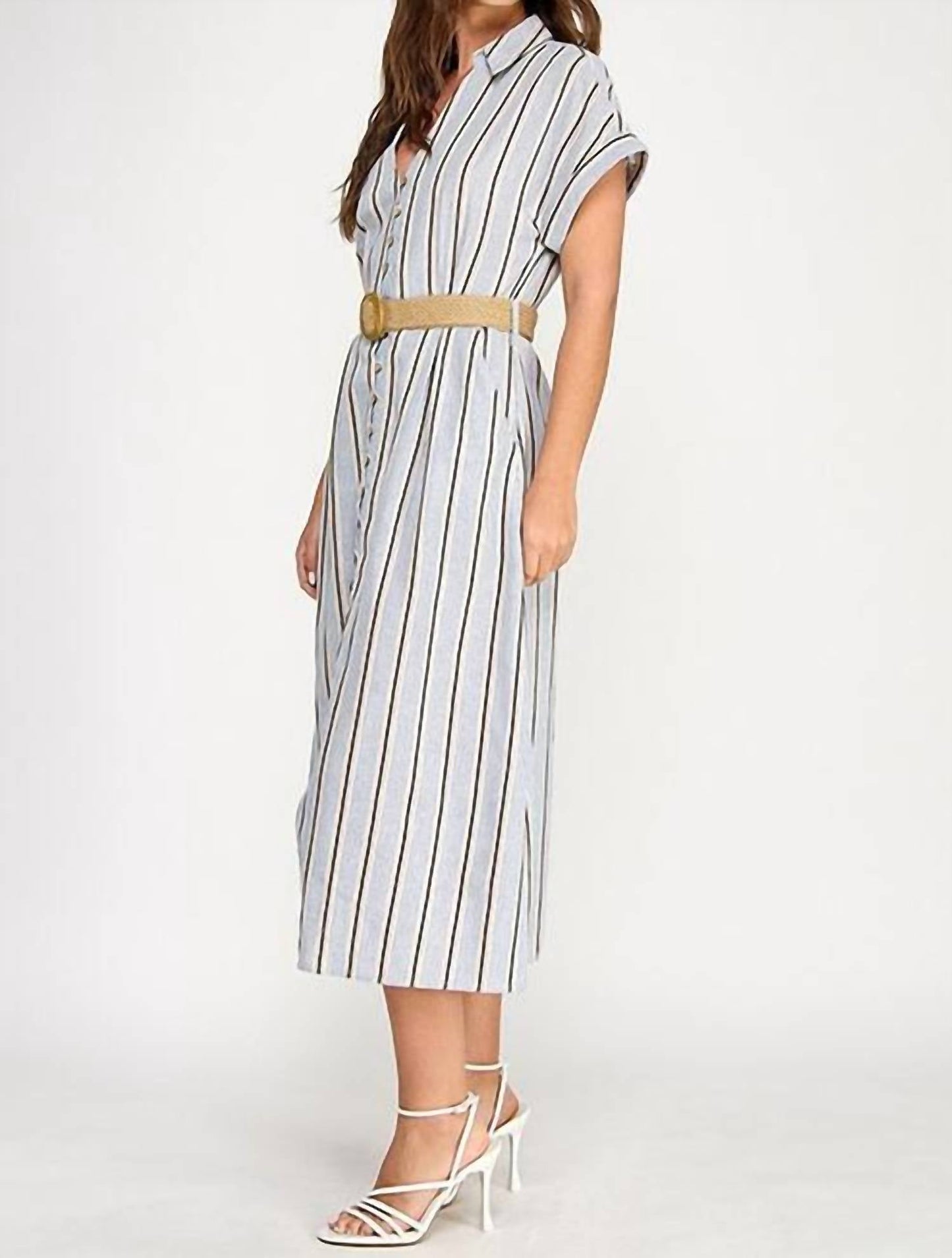 Geknöpftes Midikleid mit Gürtel