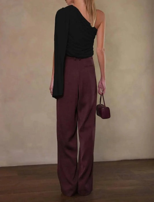 Elsa Asymmetrical Top