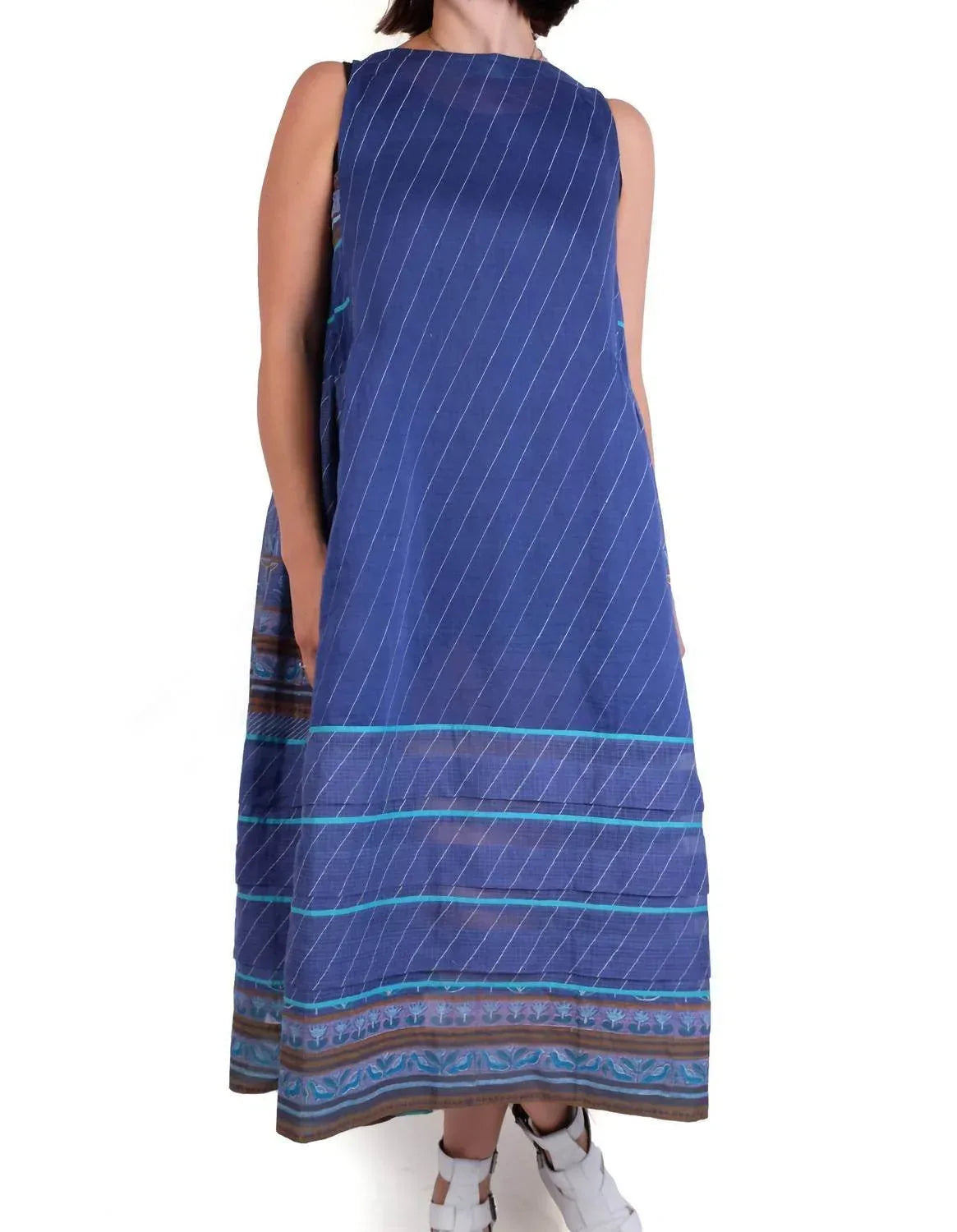 Ärmelloses handbemaltes Maxikleid