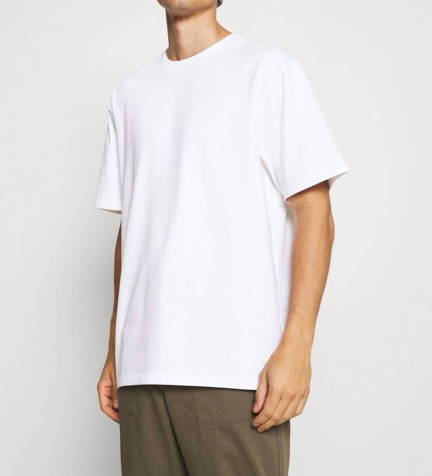 Rundhals-Oversize-Basic-T-Shirt