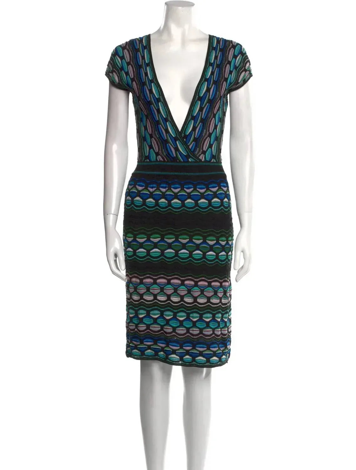 Baumwollkleid mit V-Ausschnitt