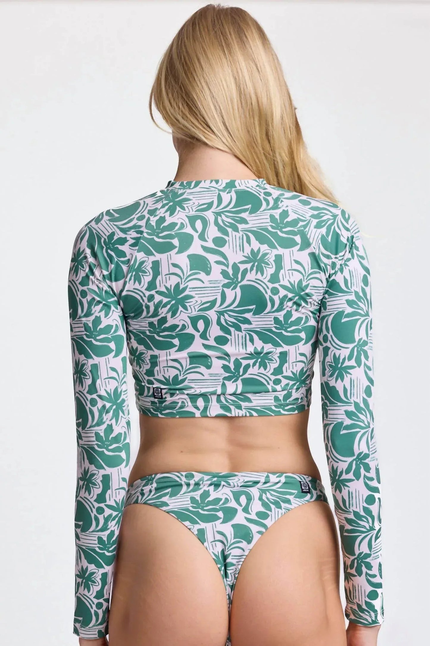 Moana Long Sleeved Crop Rashguard Top